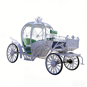 Carruajes de Caballos Eléctricos de Lujo Personalizados para Exteriores, Estilo Cenicienta, para Bodas - Product Image 1