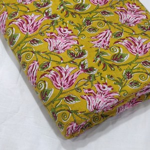 Tela de Algodón con Estampado Floral Hecha a Mano |   Material de Confección de Ropa sin Coser para Mujer, para la Elaboración de Prendas Étnicas y Manualidades - Product Image 1