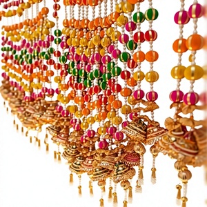 Guirlande murale décorative florale en perles de lotus roses avec pompons pour la maison, le temple, les mariages, les festivals et les décorations de fête - Product Image 1