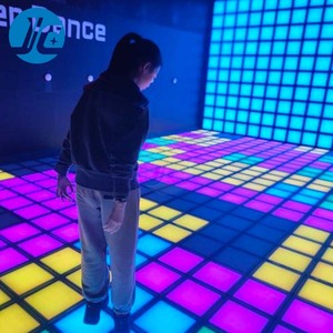 Jeu interactif <span class=keywords><strong>de</strong></span> piste <span class=keywords><strong>de</strong></span> danse LED RVB pour <span class=keywords><strong>parc</strong></span> d'attractions intérieur Super Grid Interactive Mega Grid Room Light up Dance Floor Game - Product Image 4