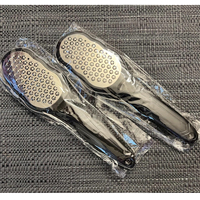 Râpes à pieds en acier inoxydable avec récupérateur de peaux mortes, éliminateur de callosités, râpe de pédicure, brosse exfoliante pour les pieds