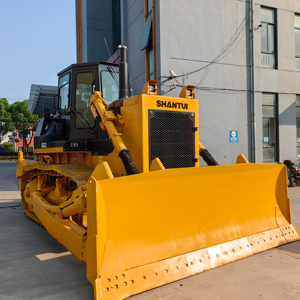 รถดันดินตีนตะขาบ SHANTUI SD22 รถดันดินไฮดรอลิก 220 แรงม้า พร้อมเครื่องยนต์ที่เชื่อถือได้และการใช้งานที่ง่ายดายสำหรับงานเหมืองและงานเคลื่อนย้ายดิน - Product Image 1