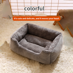 Couverture carrée <span class=keywords><strong>auto</strong></span>-chauffante pour <span class=keywords><strong>chat</strong></span> et chien Fournitures pour animaux de compagnie <span class=keywords><strong>Coussin</strong></span> pour chien en laine d'agneau chaude Lits pour animaux de compagnie - Product Image 2