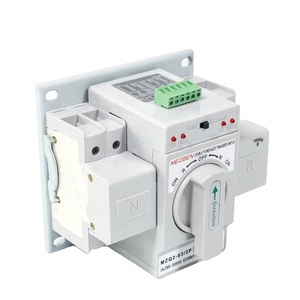 Contrôleur <span class=keywords><strong>de</strong></span> générateur ATS <span class=keywords><strong>Panneau</strong></span> <span class=keywords><strong>de</strong></span> commutation <span class=keywords><strong>de</strong></span> transfert automatique 63A 2P 4 p 400v Ats pour interrupteur <span class=keywords><strong>solaire</strong></span> 4 pôles Ats - Product Image 1