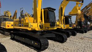 Excavadora de cadenas Komatsu PC240-8N usada |   24 Toneladas |   Horas de Uso Bajas |   Buen estado de conservación |   Motor y Caja de Cambios |   PLC |   Garantía de 1 año - Product Image 5