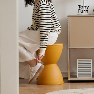 Taburete pequeño de plástico con forma de diseño creativo, decoración multiusos para el hogar, taburete pequeño <span class=keywords><strong>y</strong></span> <span class=keywords><strong>mesa</strong></span> auxiliar - Product Image 2
