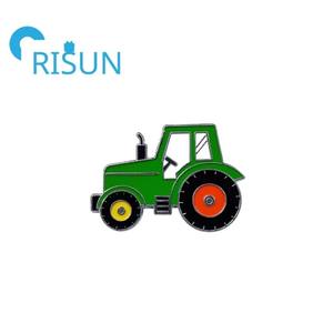 Pin de solapa, insignia y broche personalizados de esmalte con diseños de agricultura, granja, pala, tractor, coche, vehículo de ingeniería - Product Image 3