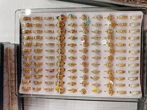 <span class=keywords><strong>Xuping</strong></span> Venta al por Mayor Precio Económico Varios Estilos Set de 120 Cajas de Anillos para Mujer Joyería Chapada en Oro con Incrustaciones de Circón y Diseño Calado - Product Image 5