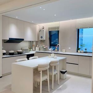 Nouvelle conception moderne d'unité de cuisine en contreplaqué résistant à l'eau et écologique, ensemble d'armoires, îlot de cuisine, personnalisation - Product Image 2