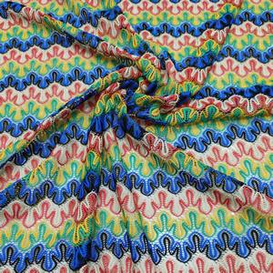 <span class=keywords><strong>Tissu</strong></span> tricoté géométrique coloré <span class=keywords><strong>Missoni</strong></span>, magnifique <span class=keywords><strong>tissu</strong></span> en polyester tricoté au crochet pour la confection de robes et de vêtements - Product Image 3