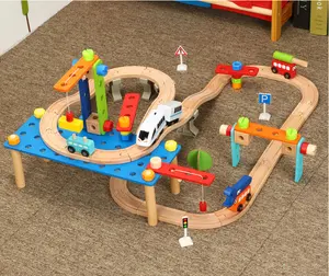 儿童赛道赛车用多色教育托马斯铁路电动木制赛道玩具
