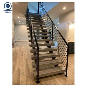 Escalera Art <span class=keywords><strong>Deco</strong></span> Pulida: Con Barandillas Angulares Cromadas para un Penthouse Glamuroso de Diseño Abierto - Product Image 2