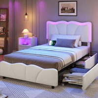 Cadre de lit double moderne avec tête de lit capitonnée beige, rangement hydraulique et éclairage LED, taille Queen
