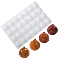 Moule à chocolat en silicone personnalisé 28 cavités mini circulaire petite boule colorée de Noël pour la décoration sur le thème de Noël