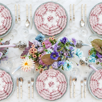 Assiette de service en porcelaine de Chine à bord festonné, motif floral français, imprimée sous glaçure, pour mariage et réceptions