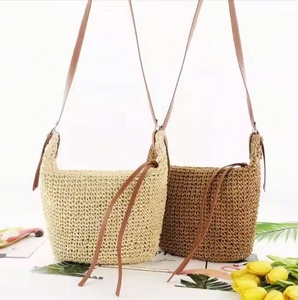 Sac de plage décontracté pour femmes en forme de boulettes tressées pour les vacances d'été, fermeture éclair, sac de voyage bohème portable - Product Image 1