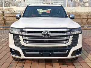 Toyota Cruiser d'occasion 2026 <span class=keywords><strong>import</strong></span>ée, 4.0L automatique, 4x4, 7 places, SUV tout-terrain, sans accident, vente en gros - Product Image 2