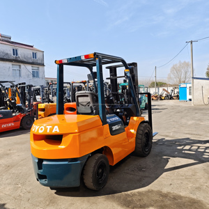 Secondhand TOYOTA 35 Japan Made 3.5ton 3ton Diesel Engine <b>Forklift</b> for Hot Sale - Product Image 6