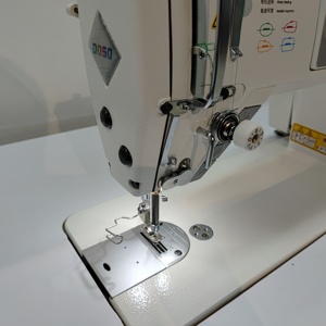 D10S-C Offre Spéciale <span class=keywords><strong>Machine</strong></span> à <span class=keywords><strong>coudre</strong></span> à point noué à grande vitesse Machines de vêtements industrielles électroniques avec écurie pour usine de vêtements - Product Image 5