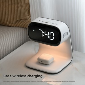 Luminária de Mesa LED Moderna e Criativa com Carregamento Sem Fio, Carregamento Rápido, Despertador, Alimentada por Bateria, Nova Luz Noturna Quente Branca - Product Image 4