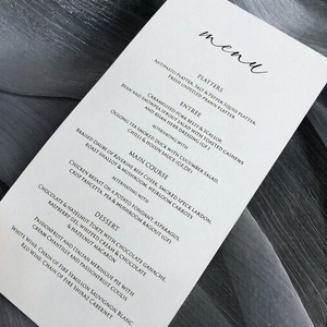 Tarjeta de Menú de Boda Personalizada con Escritura Elegante en Blanco, Impresión Personalizada para Recepción de Boda, Suministros para Mesa de Comedor Fino - Product Image 3