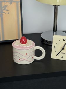 Strawberry Cake-Shaped Ceramic Coffee Mug with Lid, Cute Cream Piping Design, Girly Gift Set for Coffee, Tea, and Gifting - Product Image 4