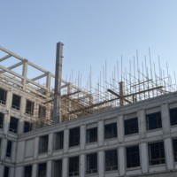 Bâtiment de bureau en structure acier sur mesure, atelier, entrepôt, construction préfabriquée en ossature acier avec un design moderne