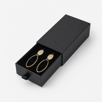 Produttore privato di scatole regalo personalizzate con logo, in cartone nero scorrevole, per collane di lusso, confezioni regalo per gioielli.