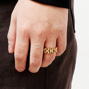 Toptan Kaliteli Çelik Erkek Takıları 18K PVD Altın Kaplama Saat Kayışı Yüzüğü 10MM Genişliğinde 6-11 Bedenler Unisex - Product Image 4