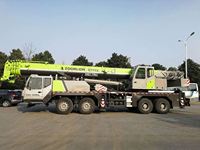 Grue mobile hydraulique de 50 tonnes Zoomlion 50T Grue de camion ZTC500H552