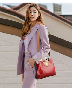 New Fashion Summer Pu Leather Women Luxury Design Shoulder Messenger <b>Bags</b> Luxury Ladies Handbags - Product Image 2