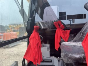 Meilleure Offre : Mini-Excavatrice d'Occasion Cat308E2, 8 Tonnes, Livraison Rapide, Moteur EPA Original, Boîte de Vitesses et PLC d'Origine, Seconde Main à Prix Abordable - Product Image 6