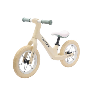 Vélo d'équilibre pour enfants de 3 <span class=keywords><strong>à</strong></span> 8 ans, cadre en nylon de 12 pouces, jantes en alliage d'aluminium, selle en cuir PU, pneus gonflables, capacité de charge de 75 kg, certifié EN71 - Product Image 6