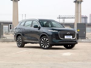 Chery Tiggo 8 PLUS: SUV Intelligente con Ampio Spazio, Ideale per Famiglie e Affari, Veicoli a Benzina - Product Image 3