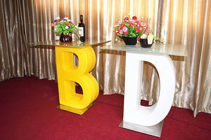 Di vendita superiore LED lettere tavolo per <span class=keywords><strong>bar</strong></span> e parco. Incandescente tavolo <span class=keywords><strong>bar</strong></span> con la lettera di caffè di vetro da tavolo per esterno - Product Image 4