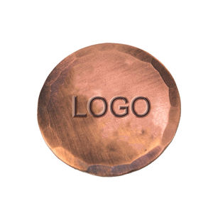 Marqueur de balle de <span class=keywords><strong>golf</strong></span> personnalisé moulé sous pression en laiton cuivré avec bord martelé fabricant - Product Image 3