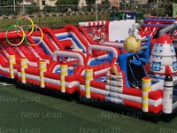 Aire de jeux gonflable commerciale pour enfants et parc à thème GUANGZHOU NEW LEAP, capacité de 140 personnes, bâche en PVC, taille personnalisable