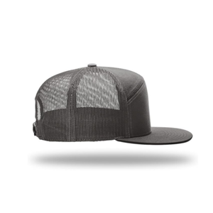 Casquette de camionneur unisexe personnalisée de haute qualité à 6 panneaux à bord plat, taille ajustable à dos en maille respirante et sportive pour la mode quotidienne - Product Image 4