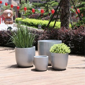 Jardinières rectangulaires élégantes en fibre de verre FRP pour intérieur/extérieur avec fleurs artificielles en fibre de verre - Product Image 3