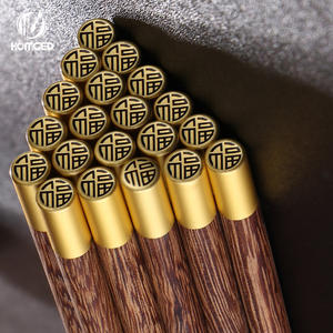 Baguettes en bois sans peinture naturelle Conception antidérapante simple Surface lisse rétro durable et résistante à la chaleur non cirée pour un usage domestique - Product Image 5