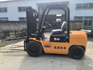 Montacargas Diésel Original de la Marca China Hangcha de 3 Toneladas, Máquina de Construcción Usada con Caja de Cambios y Motor - Product Image 2