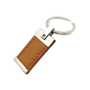 พวงกุญแจหนังโลหะแบบกำหนดเอง ปรับแต่งโลโก้รถยนต์ - Product Image 4