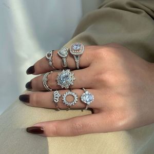 Anillos de boda de plata S925 Dylam con circonita cúbica, anillos de boda de plata con circonita cúbica al por mayor, anillos de boda de plata con circonita cúbica y piedra preciosa audaz con diseño de sol - Product Image 2
