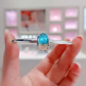 Ciondoli a filo con piume colorate Pan Family, regalo unico per feste femminili, gioielli di alta gamma, produttore all'ingrosso - Product Image 4