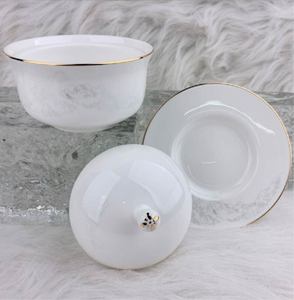 Bol à ragoût individuel décoratif en porcelaine avec couvercle, motif floral délicat, bord doré, tasse à soupe et soucoupe assortie pour événements - Product Image 4