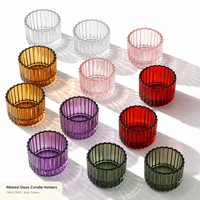 Porte-bougie en verre à rayures verticales avec bordure dorée de qualité supérieure pour bougies d'aromathérapie de luxe et décoration de table élégante