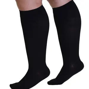 Benutzer definiertes Logo 7XL Benutzer definierte medizinische Kompression Knie hoch nackt breite Waden socken