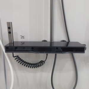 Juego de Ducha de Alta Gama Kaved KS03, Moderno y Contemporáneo, con Válvula Termostática de Latón y Cerámica, Cabezal de Ducha Rectangular - Product Image 2