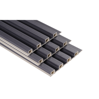 Panneau mural WPC co-extrudé en usine, imperméable, revêtement mural composite bois-plastique pour décoration intérieure et extérieure de villas et hôtels