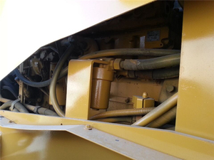 รถตักล้อยาง Cat 950G ปี 2020 มือสอง รับน้ำหนักได้ 15 ตัน พร้อมเครื่องยนต์ เกียร์ และปั๊มเดิมๆ กำลัง 92 กิโลวัตต์ ใช้งาน 2500 ชั่วโมง เหมาะสำหรับงานฟาร์ม - Product Image 5